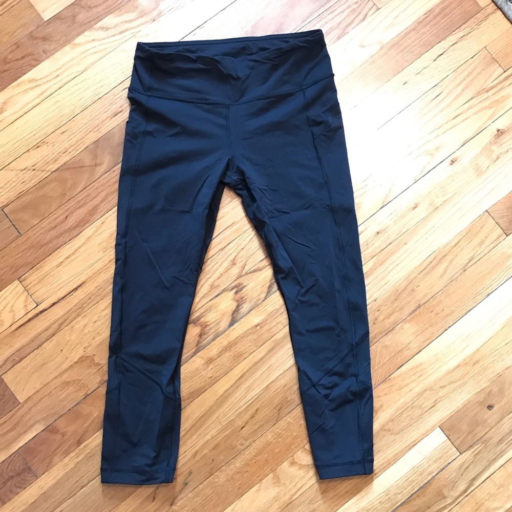 Lululemon crop compression leggings